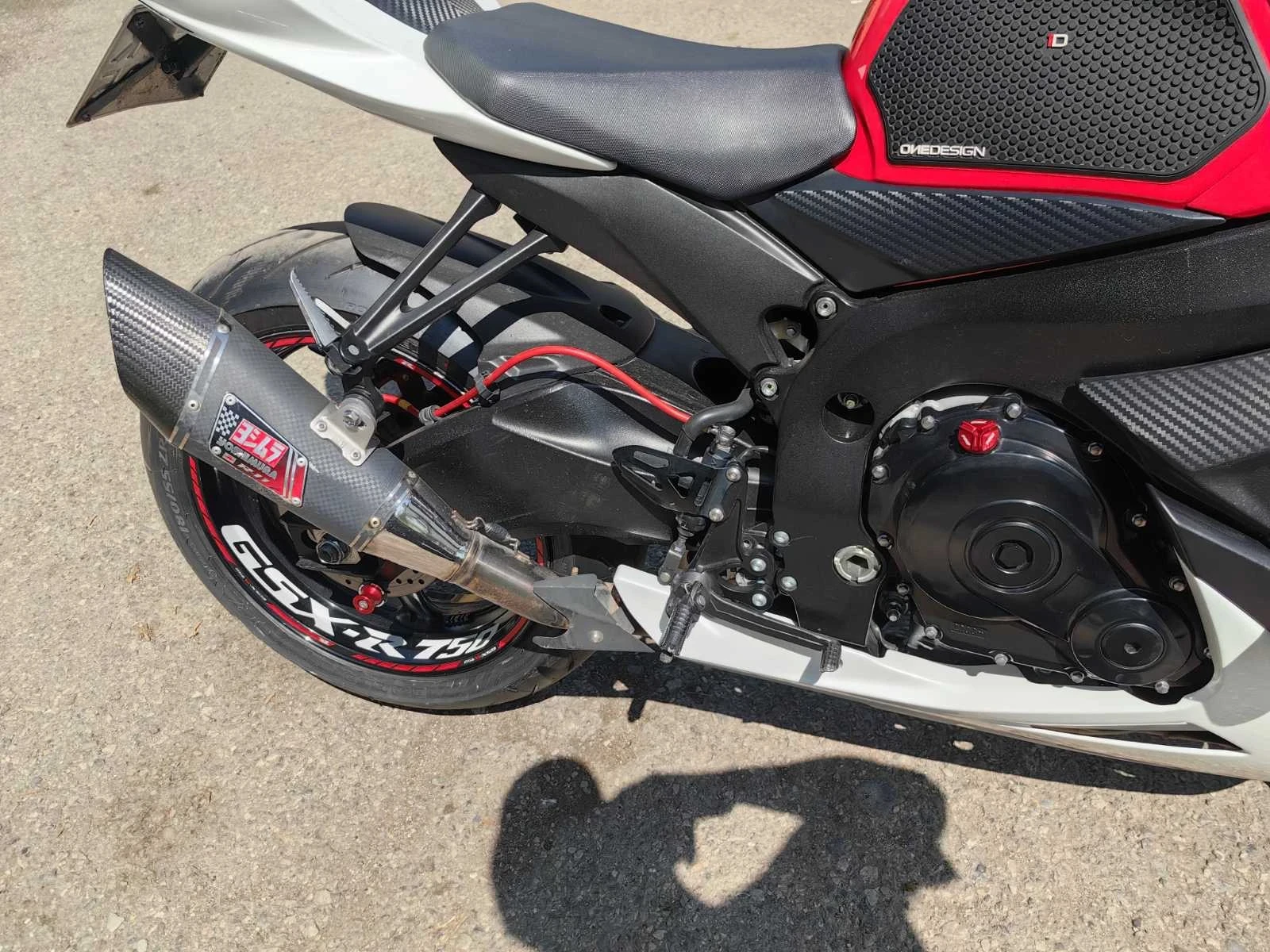 Suzuki Gsxr 750 L5 - изображение 7