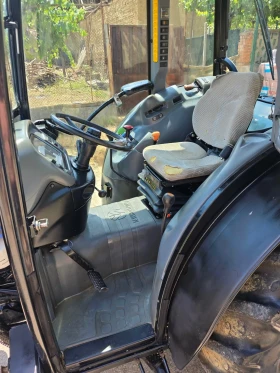     New Holland TN95F