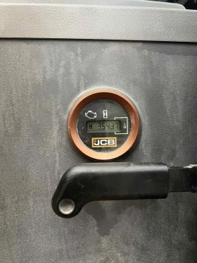 Багер JCB 220X LC, снимка 8