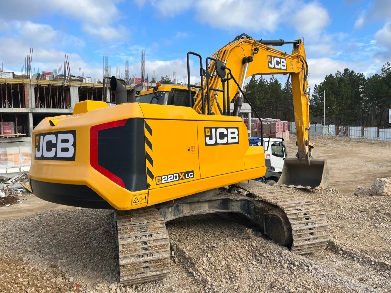 Багер JCB 220X LC, снимка 2 - Индустриална техника - 53319116