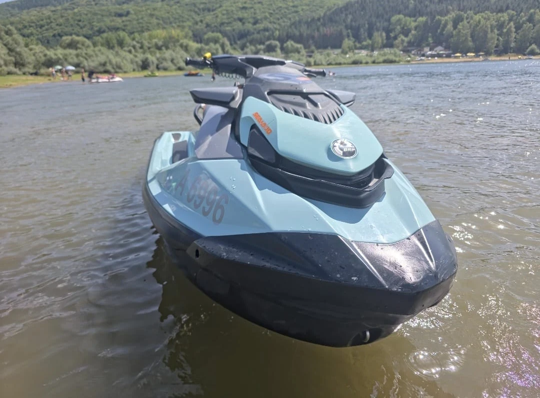 Джет Bombardier Sea Doo Wake 170, снимка 2 - Воден транспорт - 56144871