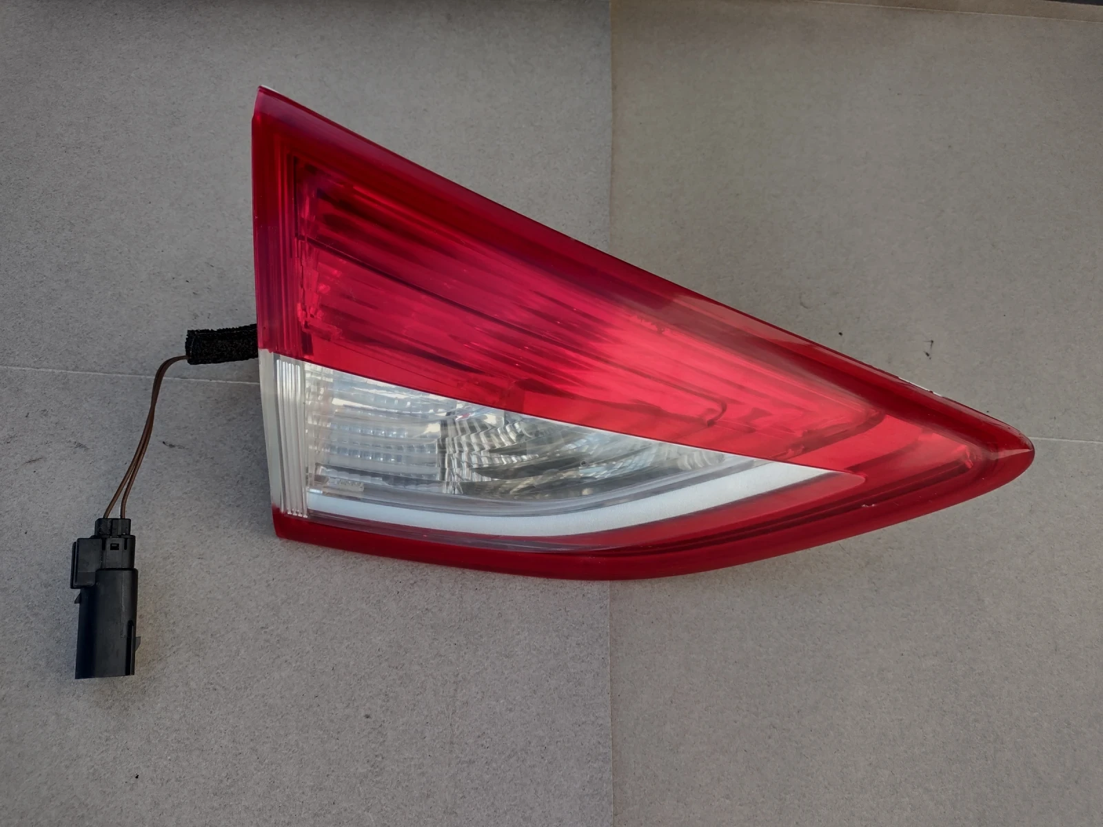 CV4413A603AF    Ford Kuga II CV44 13A603 AF  90021836  Valeo | Mobile.bg   2