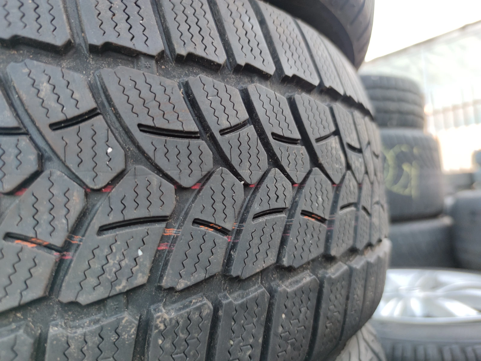  225/50R17 | Mobile.bg   4