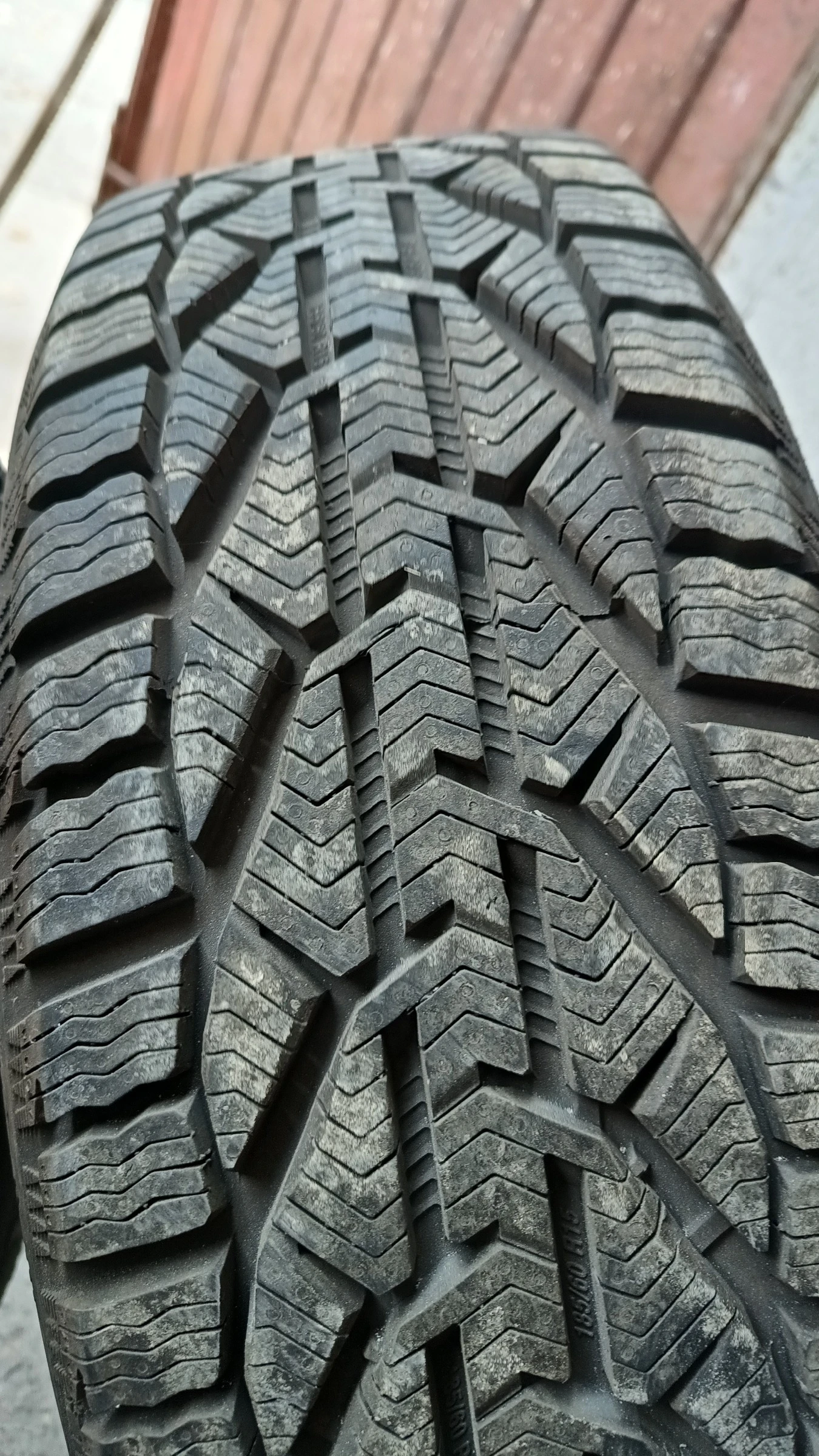    185/60R15  VW Golf | Mobile.bg   12