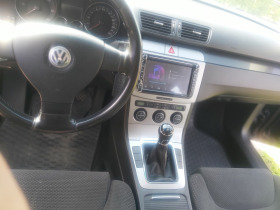 VW Passat, снимка 8 - Автомобили и джипове - 45593621