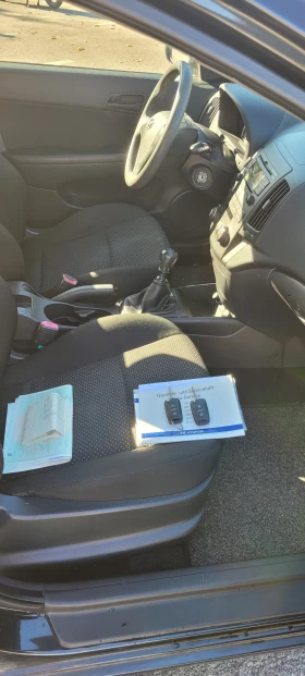 Hyundai I30 Бензин 1.4 141хил.км.+ 4Гуми с джанти - 6290 лв. / 3216.03 € - 84725517 6