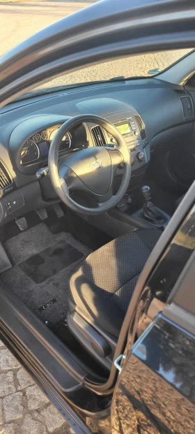 Hyundai I30  1.4 141..+ 4   | Mobile.bg    14
