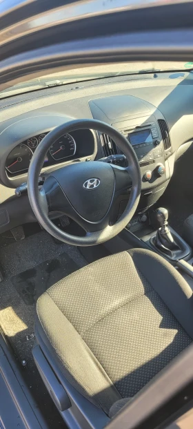 Hyundai I30 Бензин 1.4 141хил.км.+ 4Гуми с джанти - 6290 лв. / 3216.03 € - 84725517 5
