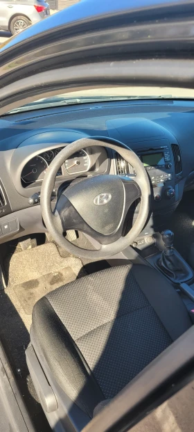 Hyundai I30 Бензин 1.4 141хил.км.+ 4Гуми с джанти - 6290 лв. / 3216.03 € - 84725517 10