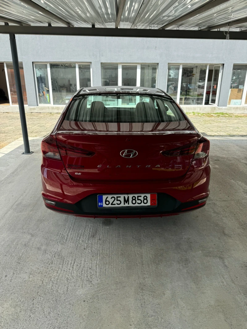 Hyundai Elantra, снимка 3 - Автомобили и джипове - 47698053