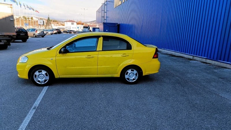 Chevrolet Aveo, снимка 4 - Автомобили и джипове - 46771457