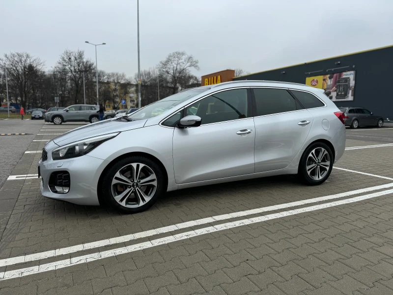 Kia Ceed GT LINE , снимка 1 - Автомобили и джипове - 48718168