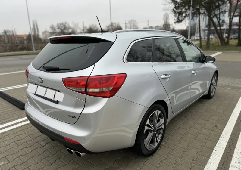 Kia Ceed GT LINE , снимка 4 - Автомобили и джипове - 48718168