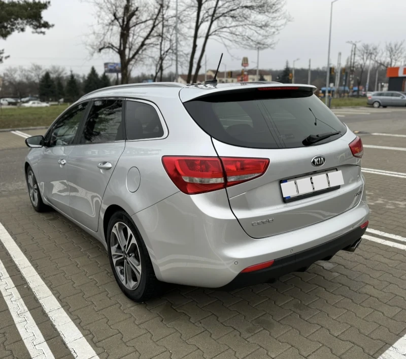 Kia Ceed GT LINE , снимка 5 - Автомобили и джипове - 48718168