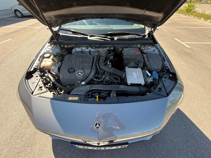 Mercedes-Benz CLA 180, снимка 14 - Автомобили и джипове - 51724306