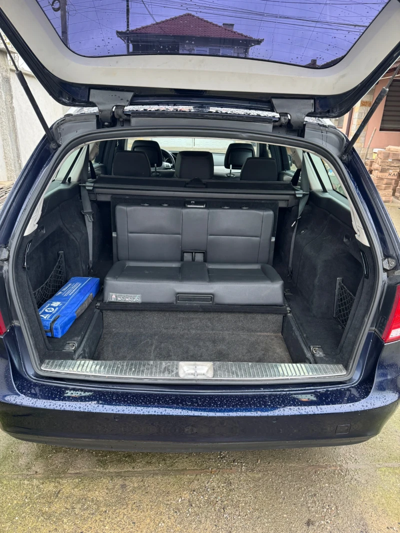 Mercedes-Benz E 220, снимка 6 - Автомобили и джипове - 52380043