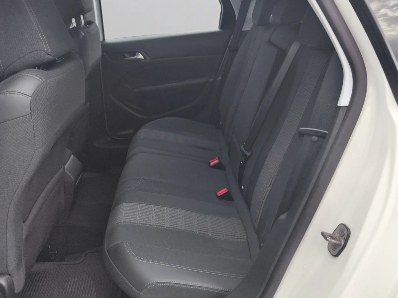 Peugeot 308 ALLURE 1.5 BlueHDi 130 EAT8 EURO 6 // 2003095, снимка 12 - Автомобили и джипове - 52500571