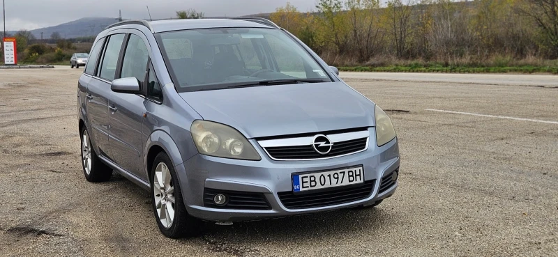 Opel Zafira, снимка 3 - Автомобили и джипове - 52617708