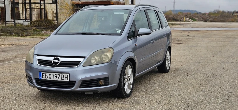 Opel Zafira, снимка 4 - Автомобили и джипове - 52617708