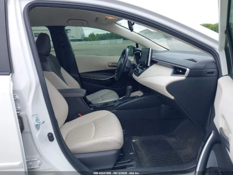 Toyota Corolla TOYOTA COROLLA HYBRID LE, снимка 3 - Автомобили и джипове - 52898794