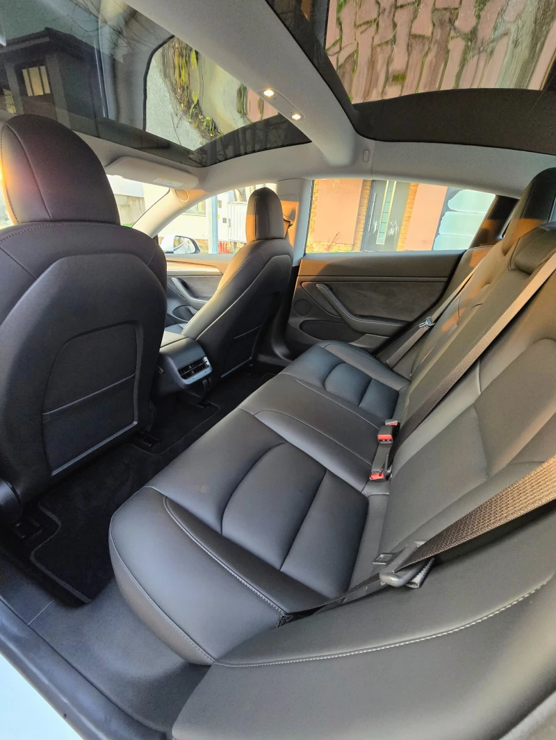 Tesla Model 3 PERFORMANCE AWD 513hp* 82kWh* FaceLift* Гаранция* , снимка 13 - Автомобили и джипове - 52912458