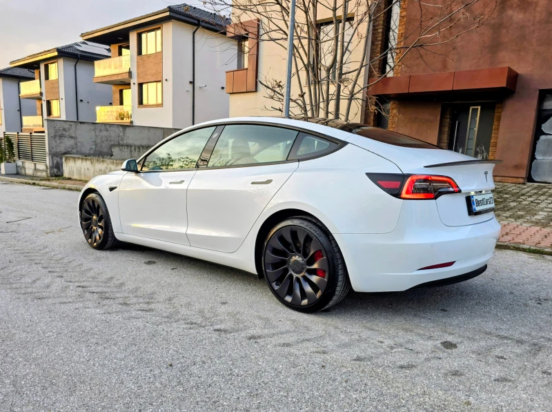 Tesla Model 3 PERFORMANCE AWD 513hp* 82kWh* FaceLift* Гаранция* , снимка 9 - Автомобили и джипове - 52912458