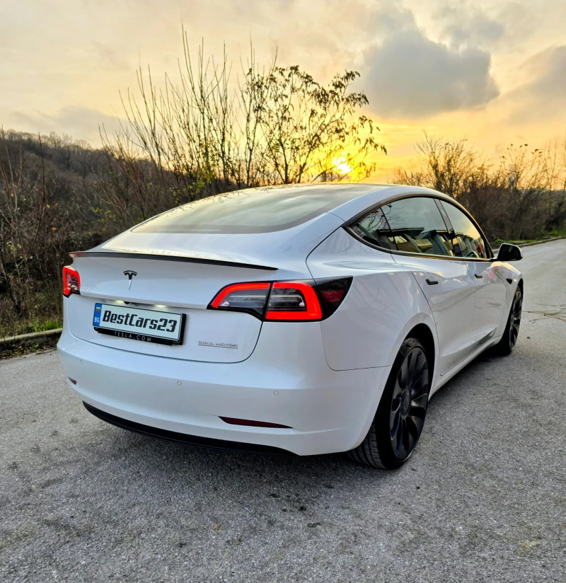 Tesla Model 3 PERFORMANCE AWD 513hp* 82kWh* FaceLift* Гаранция* , снимка 8 - Автомобили и джипове - 52912458