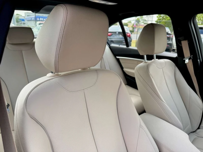 BMW 330 * xDrive * CARFAX * ЦЕНА ДО БГ, снимка 15 - Автомобили и джипове - 53155091