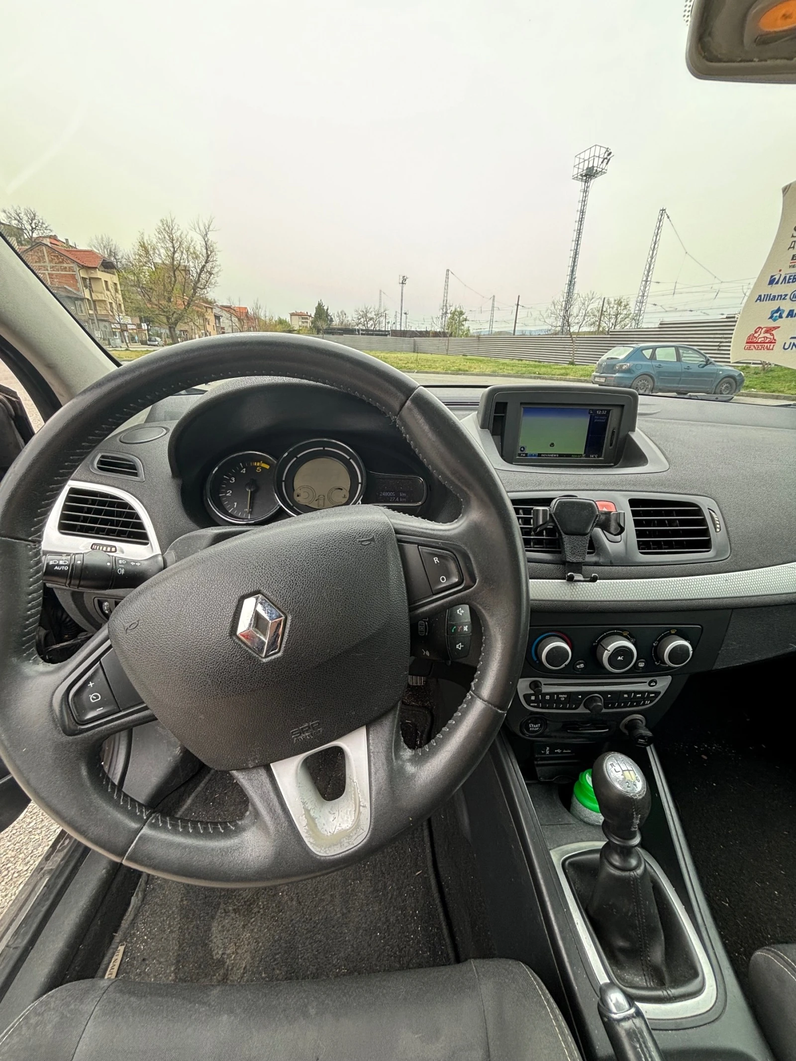 Renault Megane 1.5 DCI - изображение 9