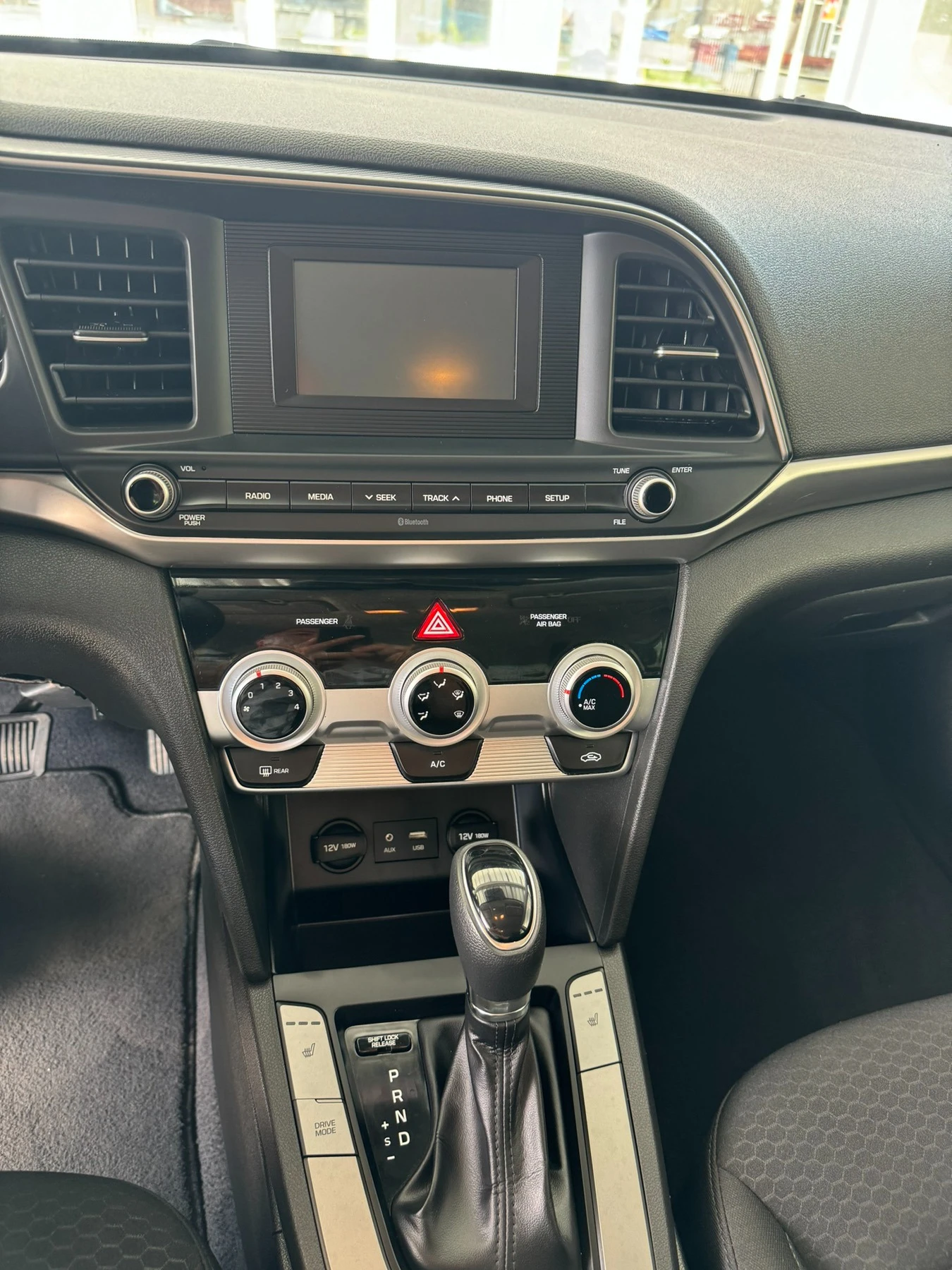 Hyundai Elantra | Mobile.bg — изображение 11