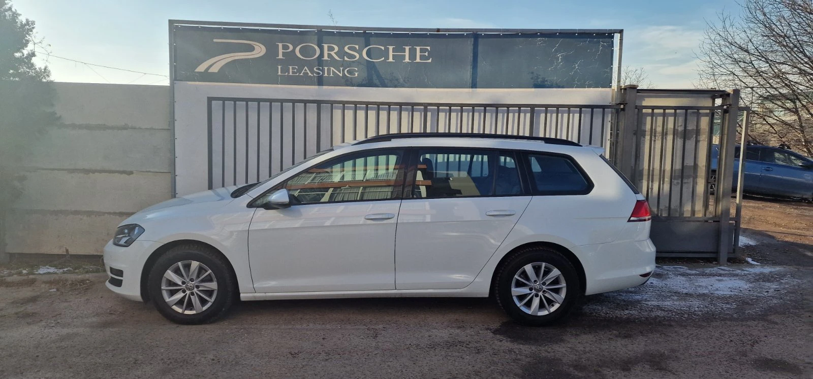VW Golf Variant 1.6 TDI N1 - изображение 4