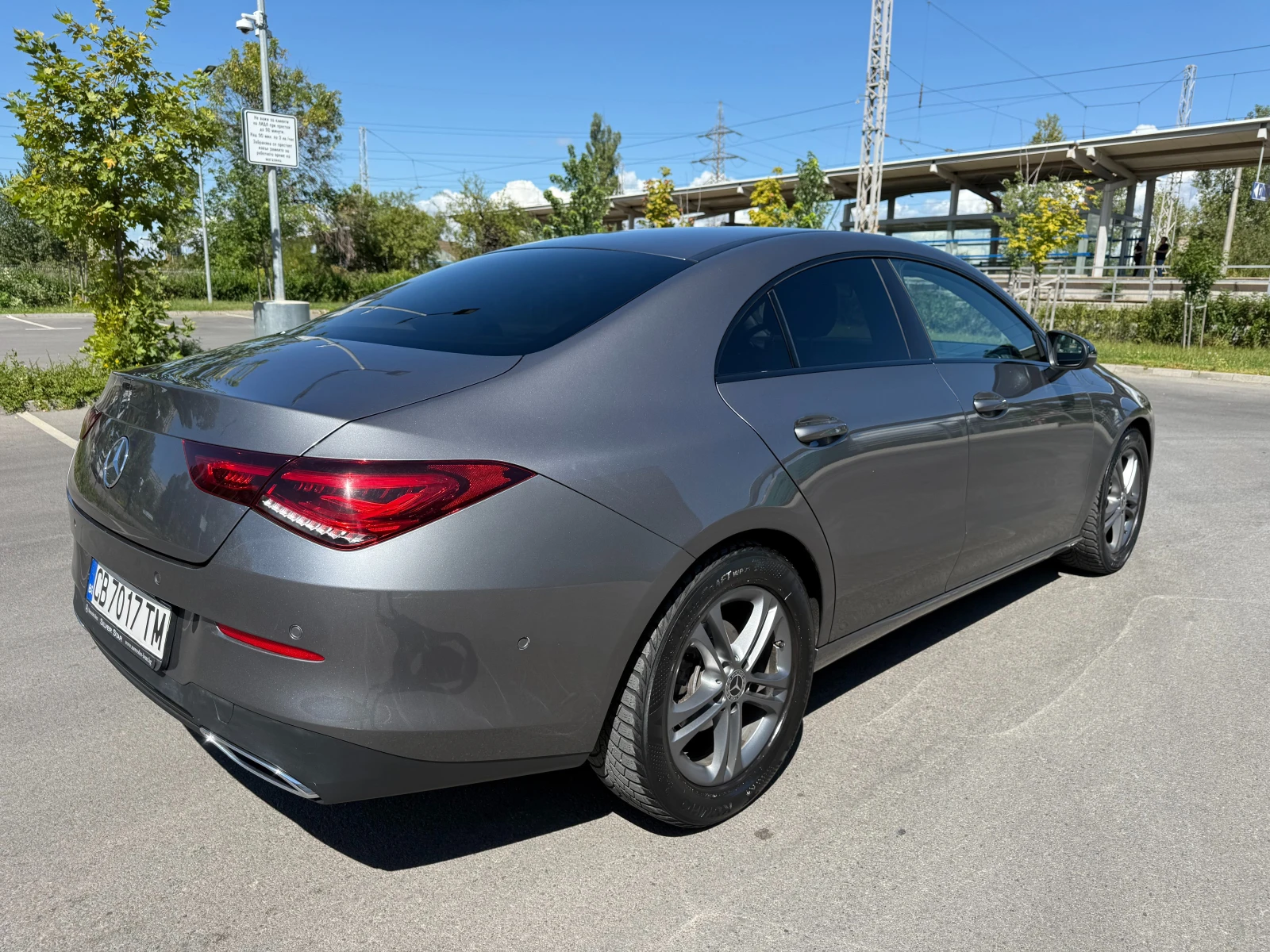 Mercedes-Benz CLA 180  - изображение 4