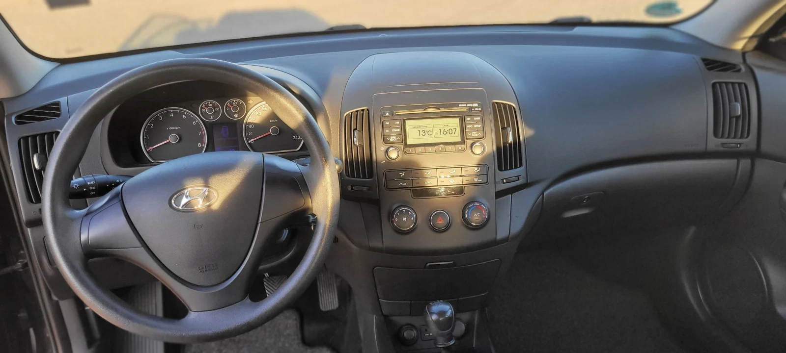 Hyundai I30  1.4 141..+ 4   | Mobile.bg   16