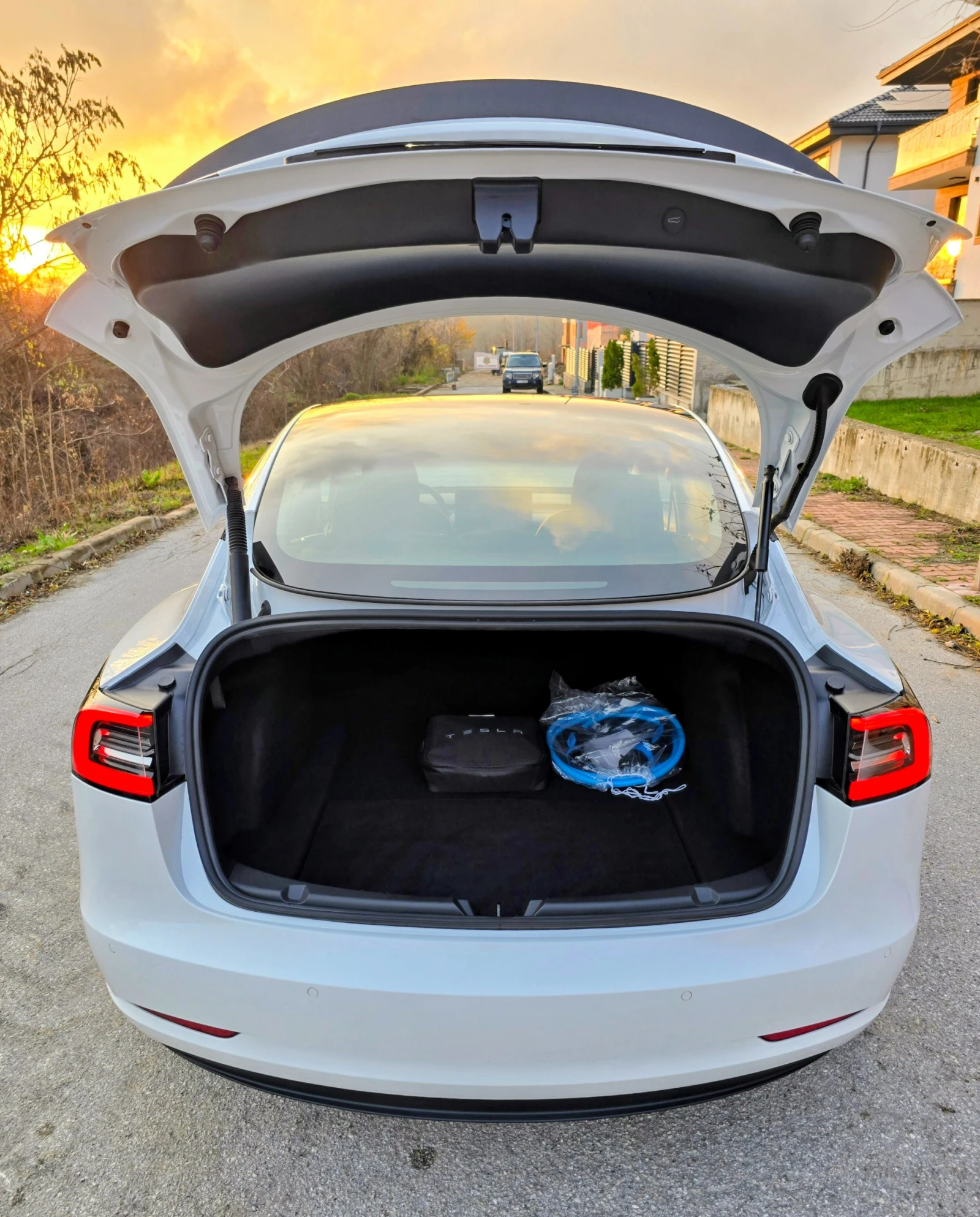 Tesla Model 3 PERFORMANCE AWD 513hp* 82kWh* FaceLift* Гаранция*  - изображение 10