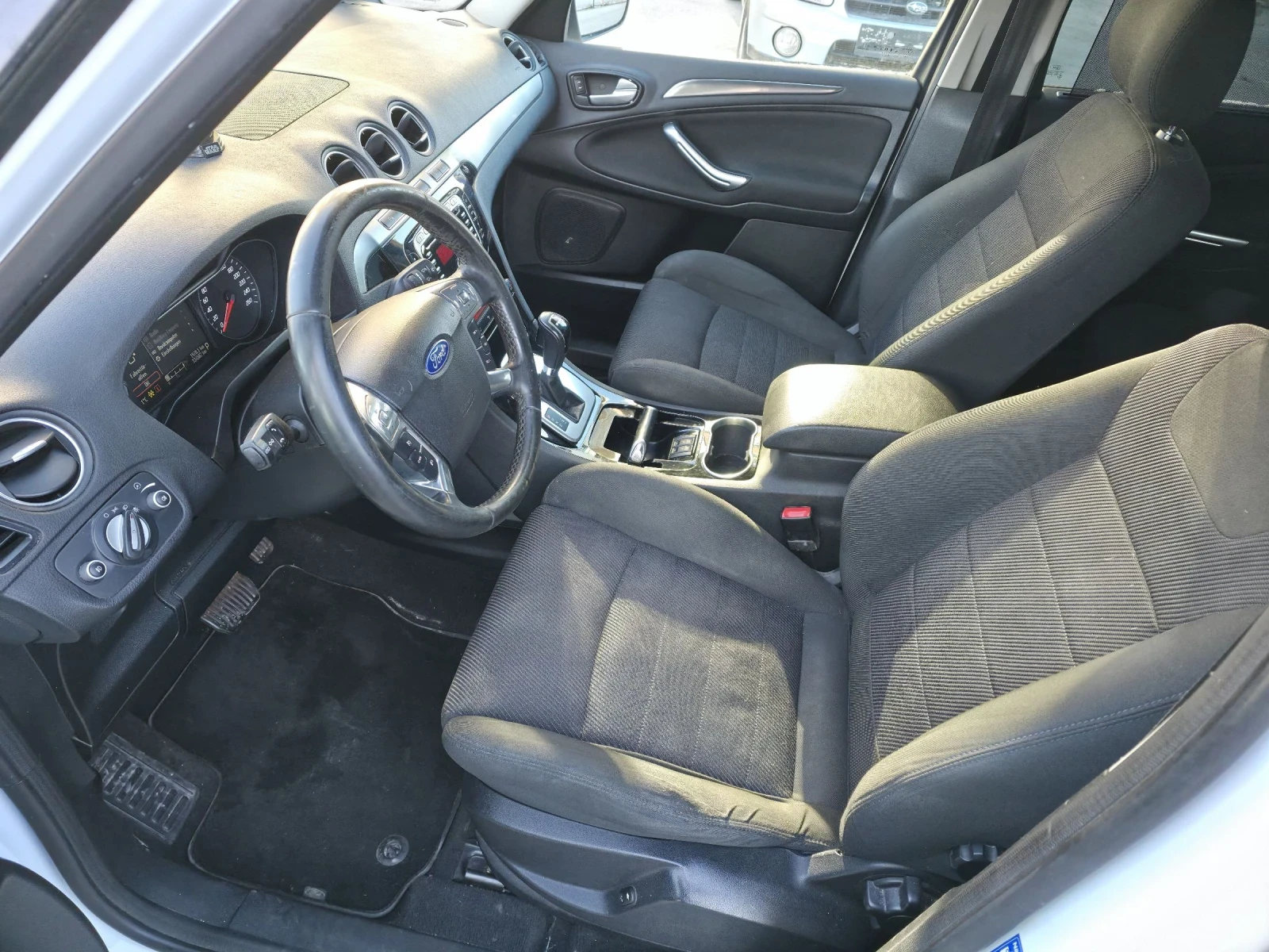 Ford Galaxy 2.0 TDCI - изображение 10