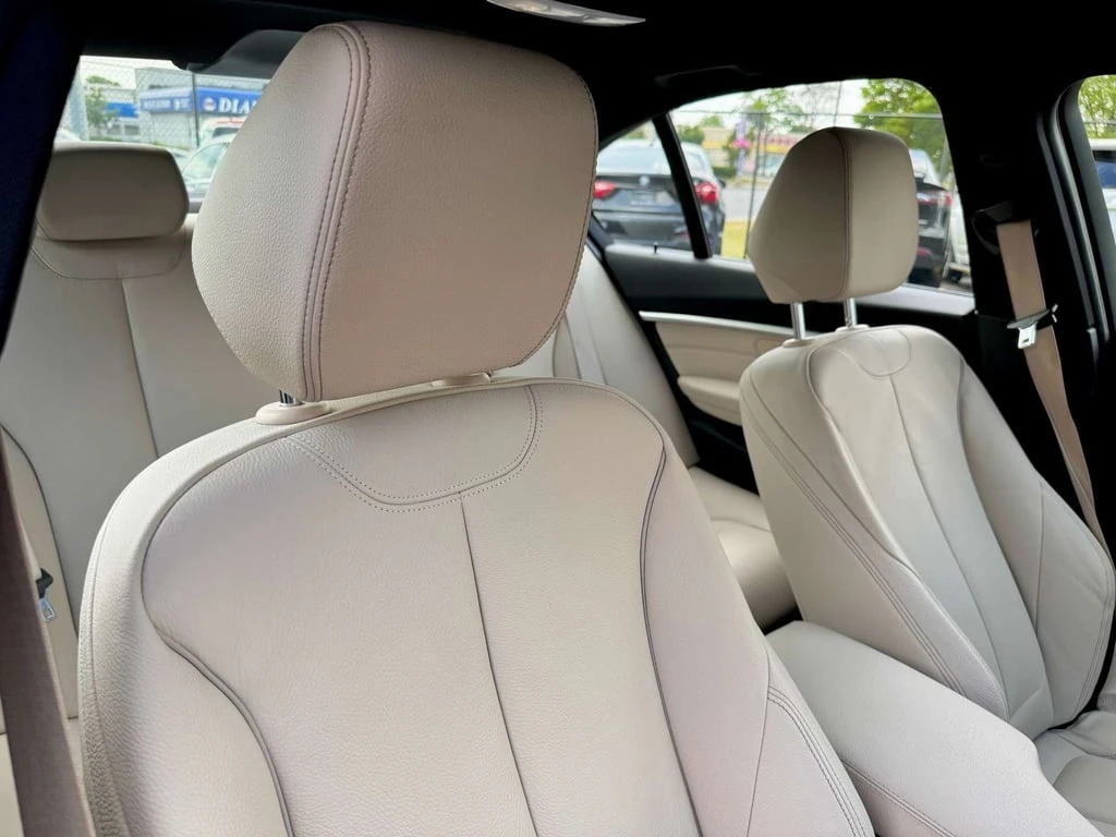 BMW 330 * xDrive * CARFAX * ���� �� �� | Mobile.bg � ����������� 15