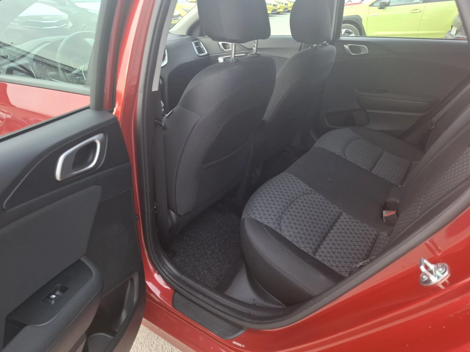 Kia Ceed 1.5 T-gdi Comfort Гаранция, снимка 7 - Автомобили и джипове - 53711048