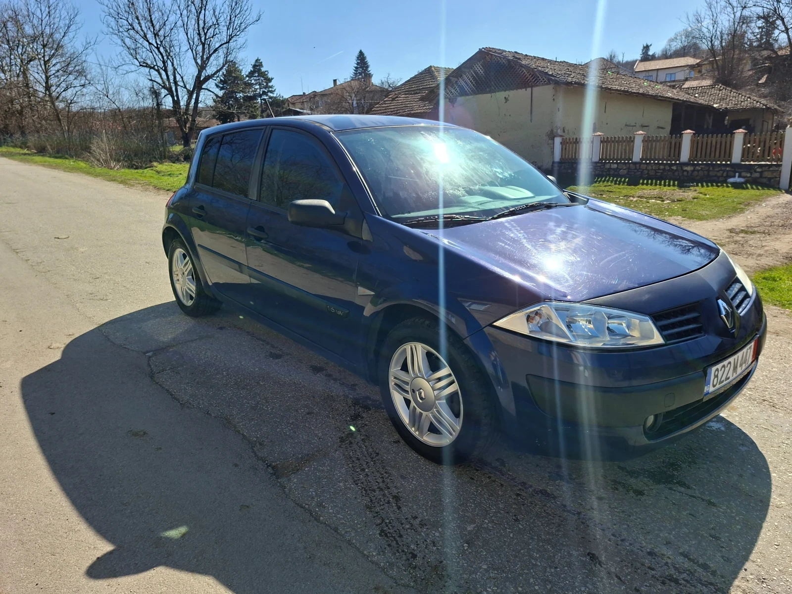 Renault Megane 1.6i, снимка 2 - Автомобили и джипове - 53835162
