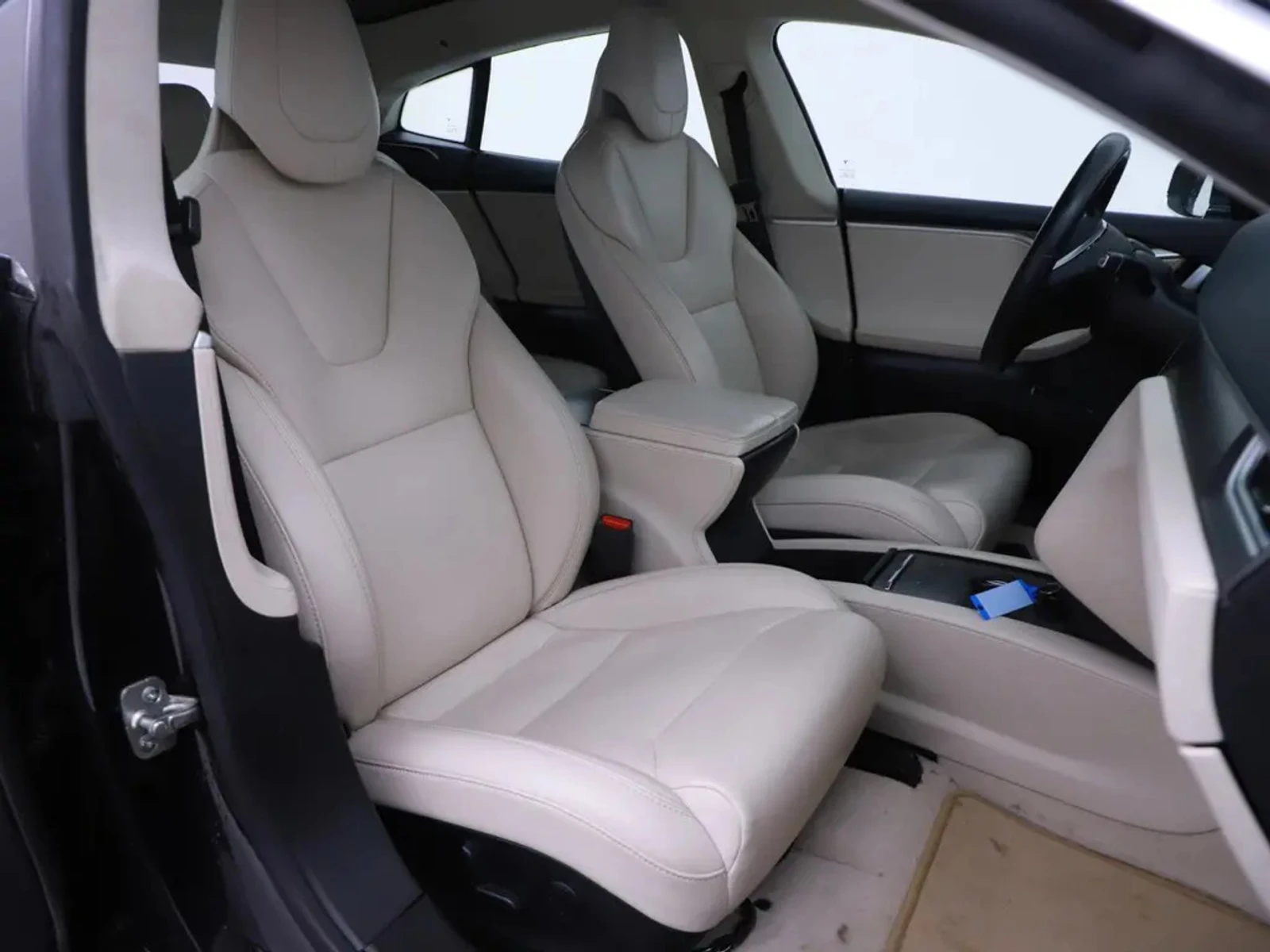 Tesla Model S S100D + Гаранция, снимка 8 - Автомобили и джипове - 54111173