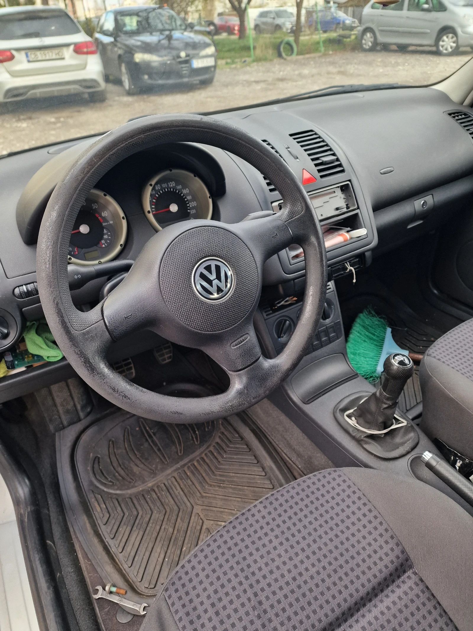 VW Polo, снимка 8 - Автомобили и джипове - 54169091