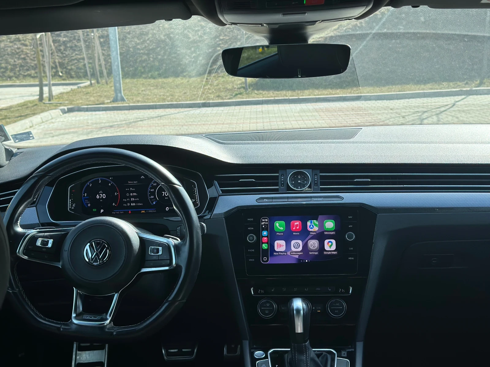 VW Arteon R-Line  2.0 TDI BMT DSG, снимка 12 - Автомобили и джипове - 54179310