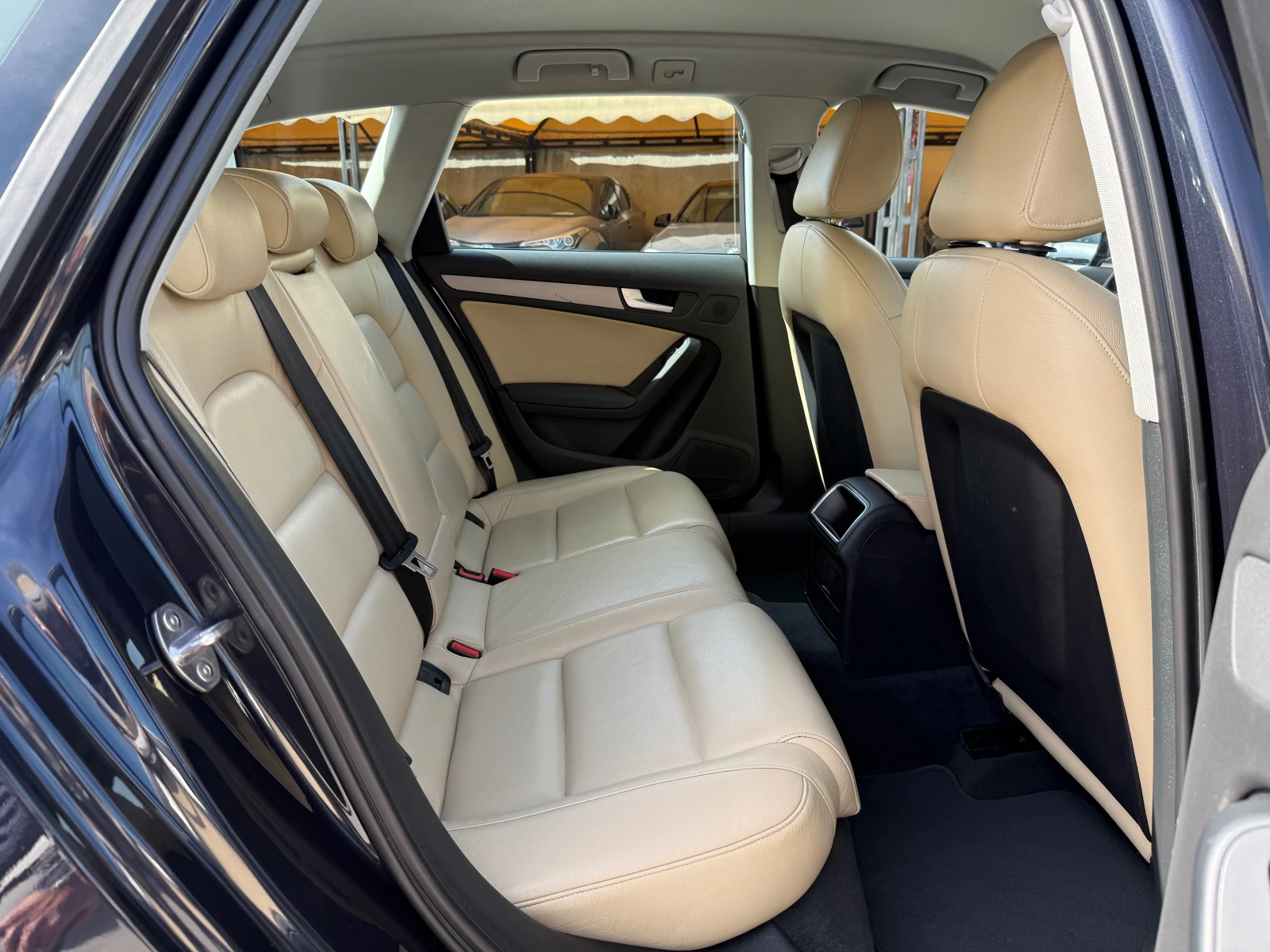 Audi A4 2.0TDI 150к.с. 100% РЕАЛНИ КИЛОМЕТРИ - ДОКАЗУЕМИ !, снимка 15 - Автомобили и джипове - 54227843