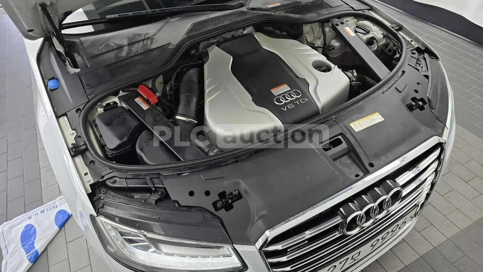 Audi A8 HEAD-UP * KEYLESS * ПОДГРЕВ * ОБДУХВАНЕ * 360 , снимка 16 - Автомобили и джипове - 54256879