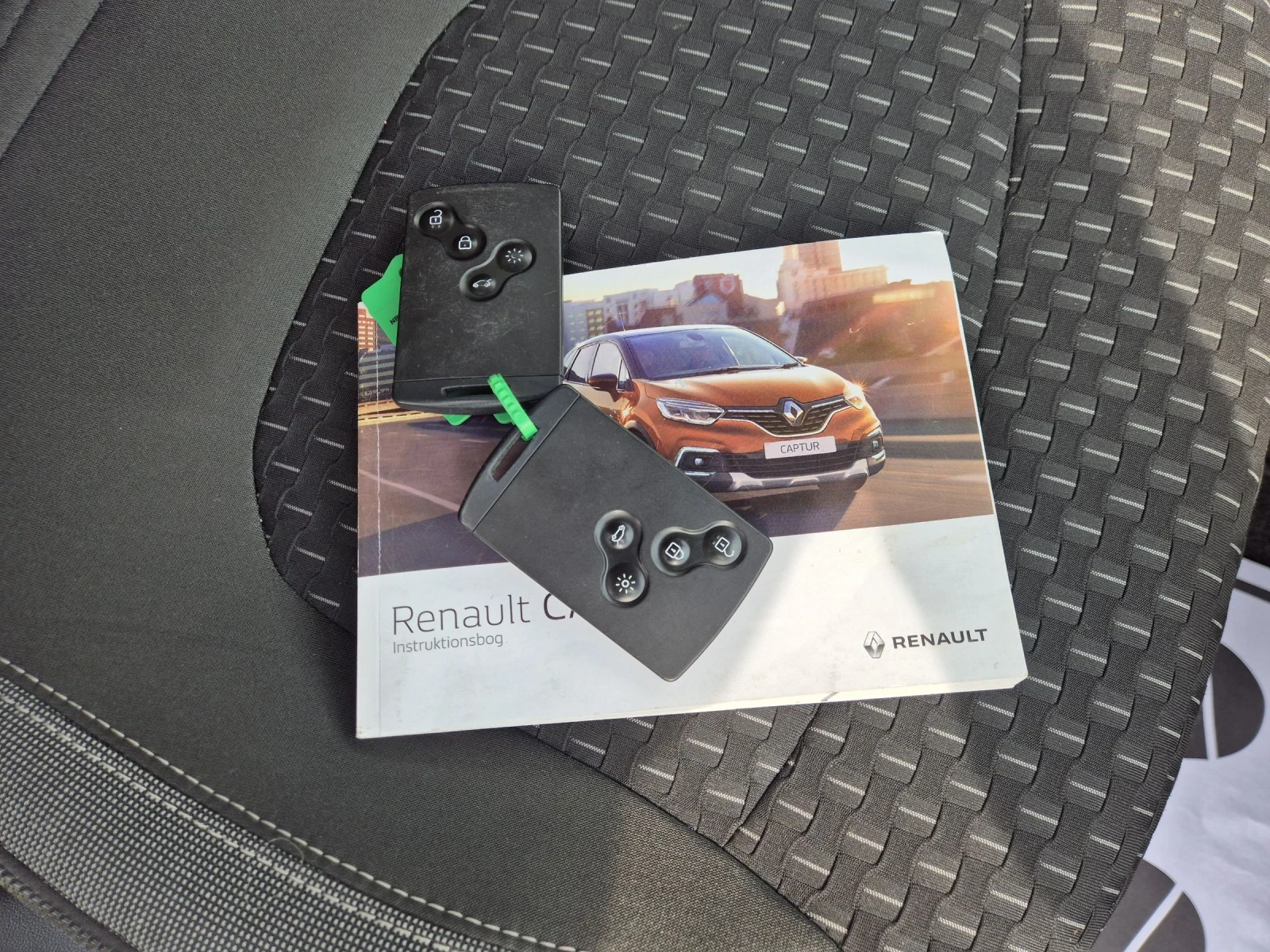 Renault Captur 1.5dci | Mobile.bg � ����������� 11