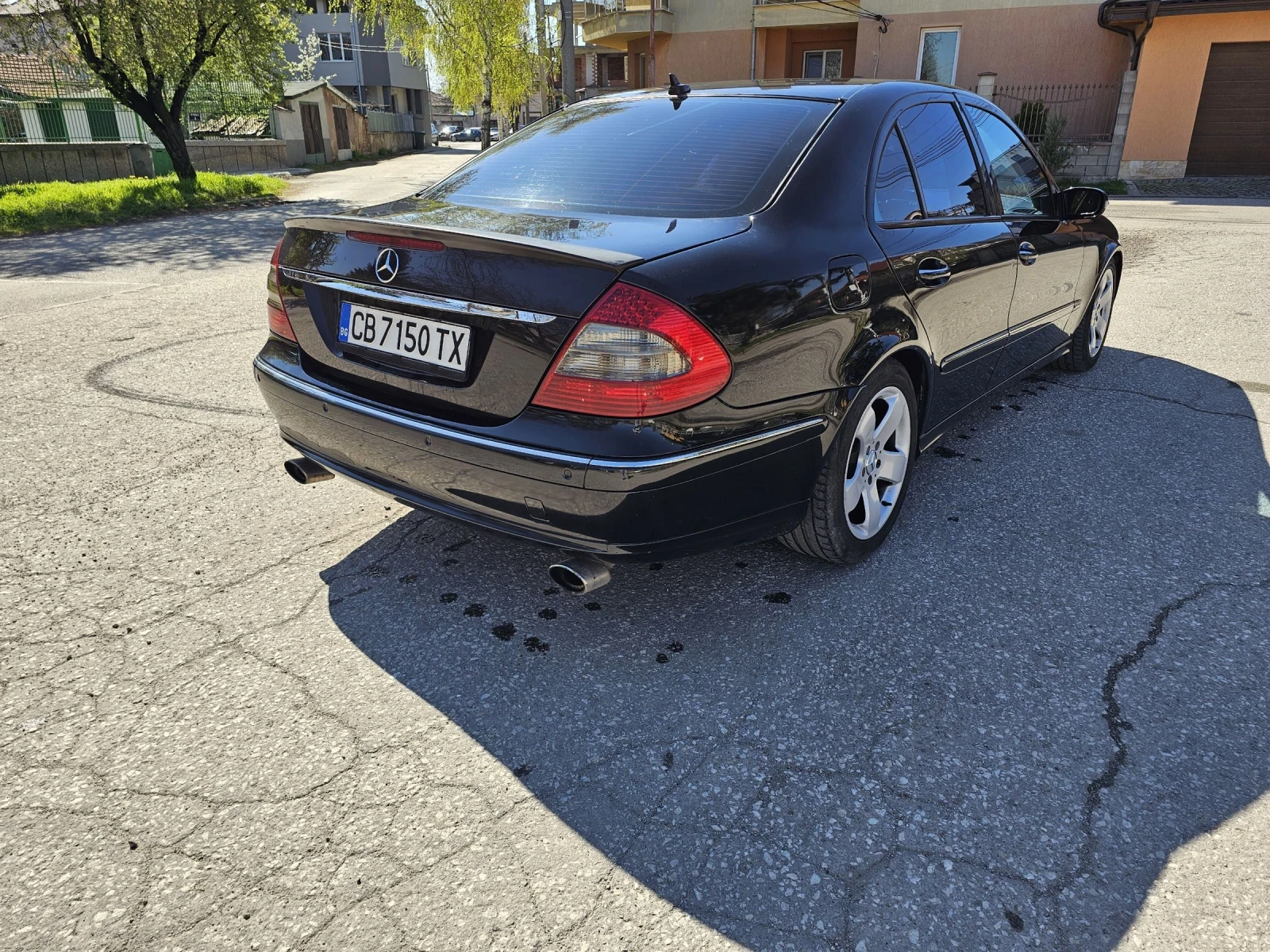 Mercedes-Benz E 320, снимка 3 - Автомобили и джипове - 54422824