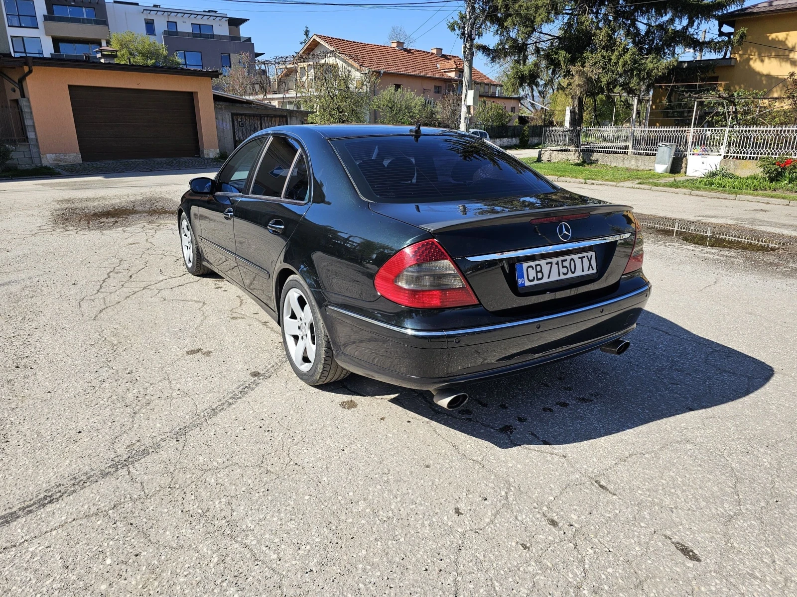 Mercedes-Benz E 320, снимка 2 - Автомобили и джипове - 54422824