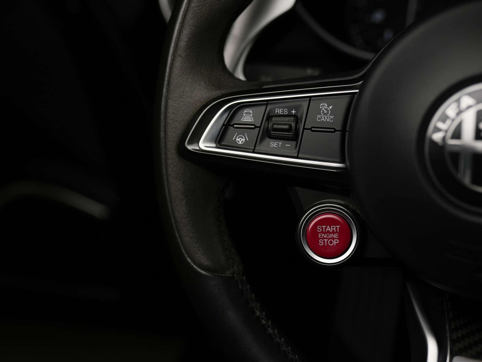 Alfa Romeo Giulia * QUADRIFOGLIO * CARFAX * ��������� ���� �� �� *  | Mobile.bg � ����������� 11