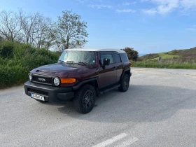 Toyota Fj cruiser 4.0 4х4 V6 Automatic, LPG, А-Trac, Блокаж, Камера, снимка 3