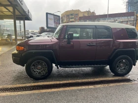 Toyota Fj cruiser 4.0 4х4 V6 Automatic, LPG, А-Trac, Блокаж, Камера, снимка 6