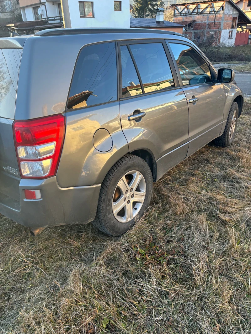 Suzuki Grand vitara, снимка 4 - Автомобили и джипове - 48130398